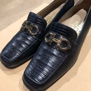 SALVATORE FERRAGAMO Blue Loafers 9.5